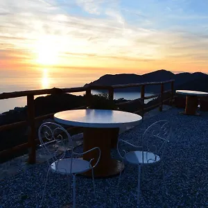 Cade Ventu , Vernazza Italien